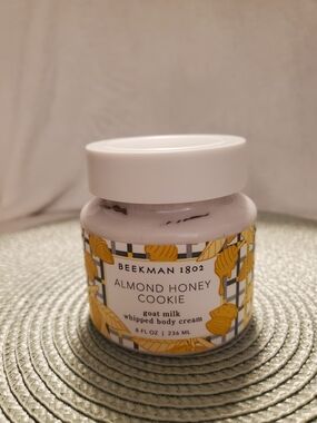 Beekman 1802 Almond Honey Cookie Whipped Body Cream